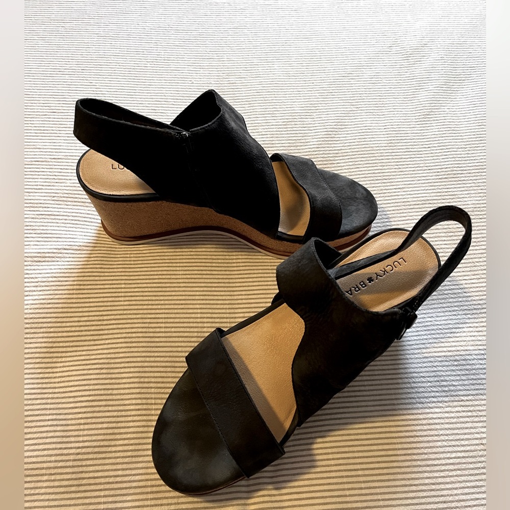 Lucky Brand black suede wedge sandal size 10